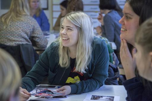 Ämneslärarstudent i ämnet bild